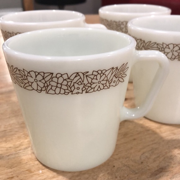 4 Pyrex mugs brows flower print vintage - Picture 2 of 4